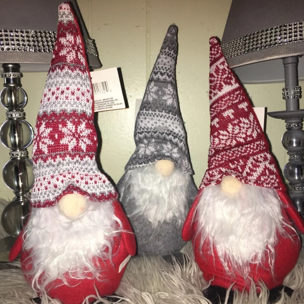 3X Christmas gnomes decor